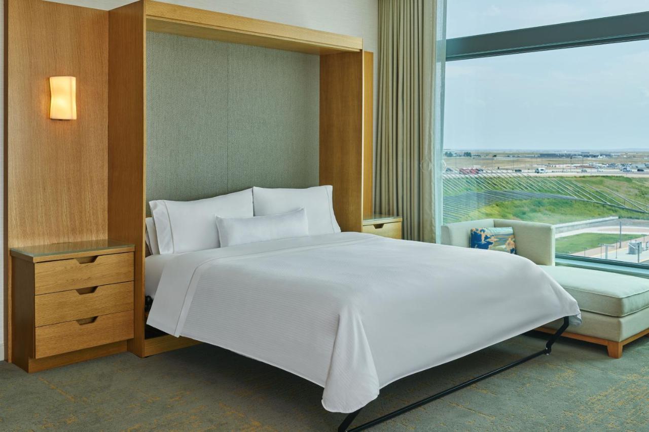 The Westin Denver International Airport Eksteriør bilde